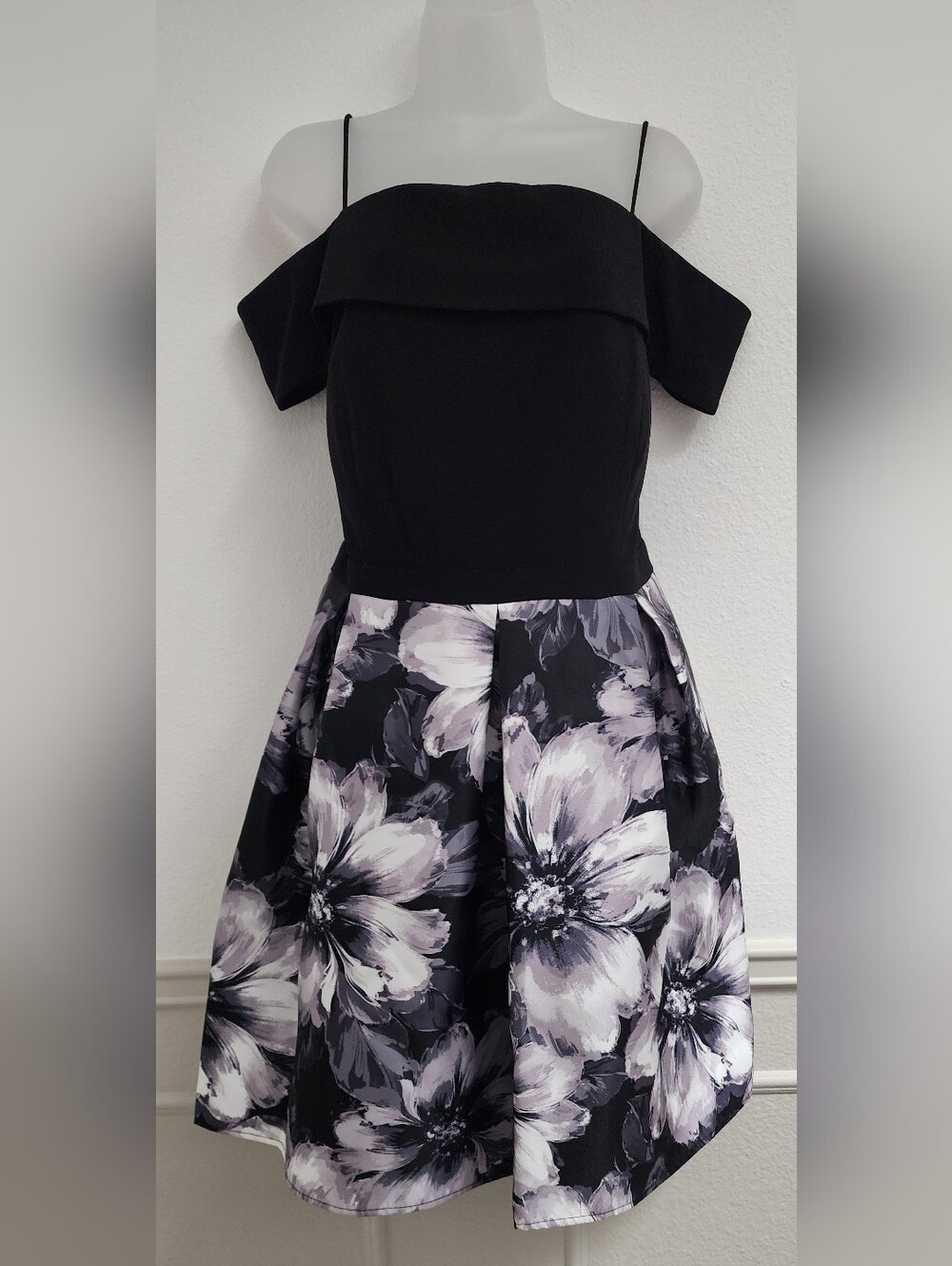 Morgan & Co Party Plus Size 16W Black Dress